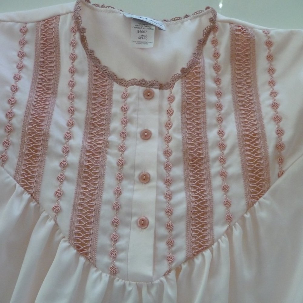 VINTAGE FRENCH MAIDE  NIGHT MAXI GOWN EMBROIDERED FLEECE COTTON BLEND  L NEW